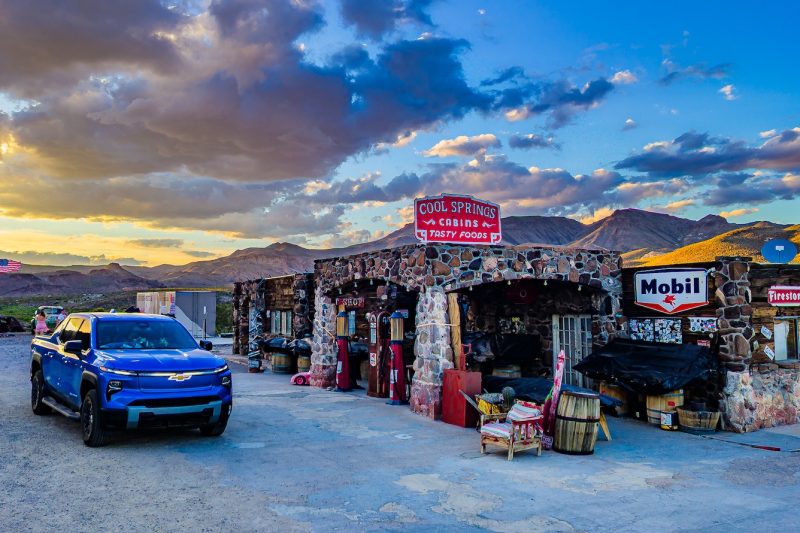 Electric RVing in Oatman and on the Arizona Sidewinder