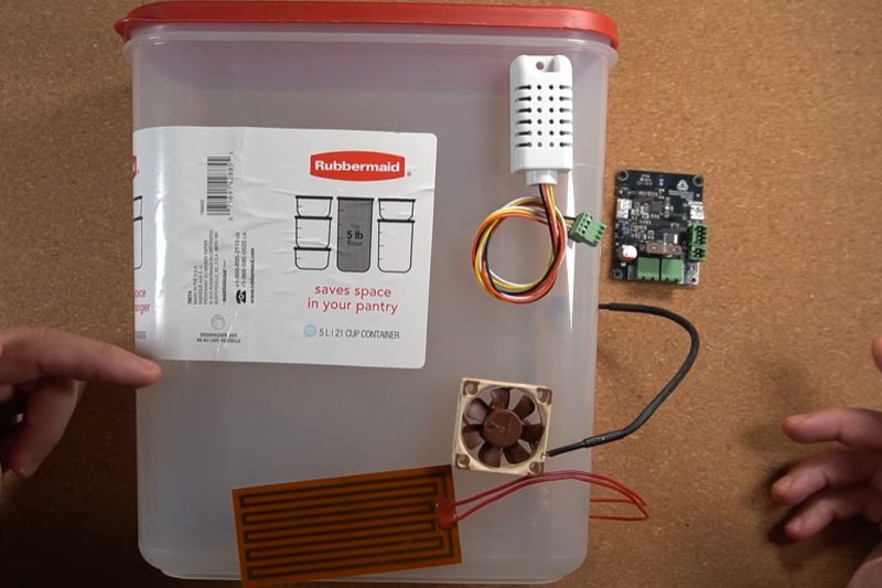 A DIY 3D Printing Filament Dryer