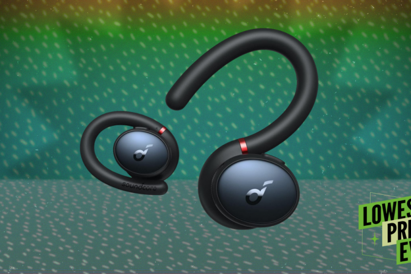 These Anker Earbuds Are Great for Workouts, and They're on Sale for $40 Right…