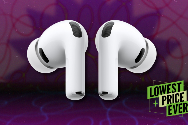This Is Your Chance to Get the AirPods Pro 3 for $179